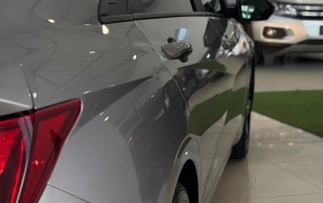 Hyundai Elantra, 2023 год, 1 620 000 рублей, 17 фотография