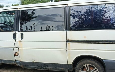 Volkswagen Caravelle T4, 1991 год, 150 000 рублей, 3 фотография