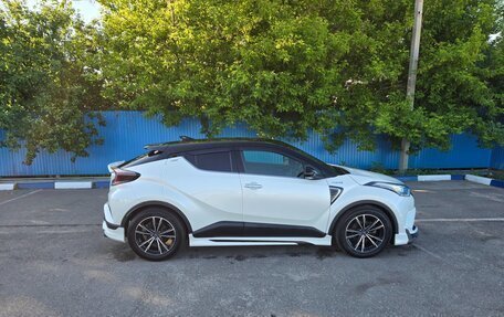 Toyota C-HR I рестайлинг, 2018 год, 1 900 000 рублей, 3 фотография