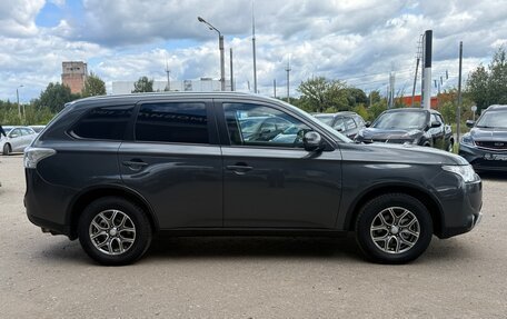 Mitsubishi Outlander III рестайлинг 3, 2014 год, 1 465 000 рублей, 5 фотография
