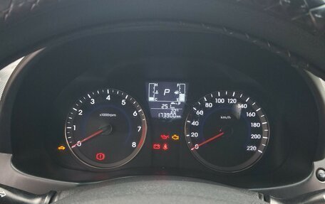 Hyundai Solaris II рестайлинг, 2016 год, 850 000 рублей, 21 фотография
