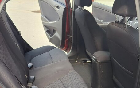 Hyundai Solaris II рестайлинг, 2016 год, 850 000 рублей, 17 фотография