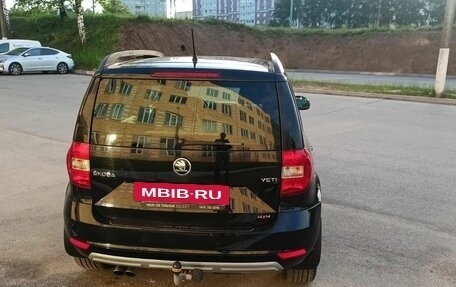 Skoda Yeti I рестайлинг, 2015 год, 1 385 000 рублей, 8 фотография