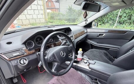 Mercedes-Benz E-Класс, 2012 год, 1 350 000 рублей, 2 фотография