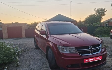 Dodge Journey I, 2008 год, 650 000 рублей, 2 фотография