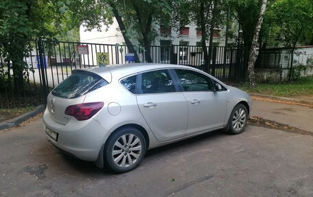 Opel Astra J, 2010 год, 490 000 рублей, 5 фотография