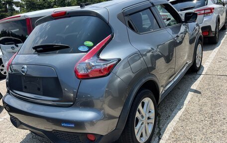 Nissan Juke II, 2019 год, 900 010 рублей, 4 фотография