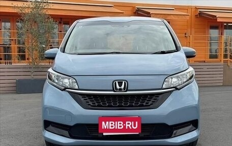 Honda Freed II, 2022 год, 1 320 000 рублей, 2 фотография