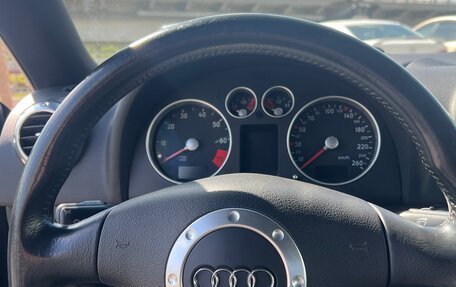 Audi TT, 2001 год, 1 400 000 рублей, 13 фотография