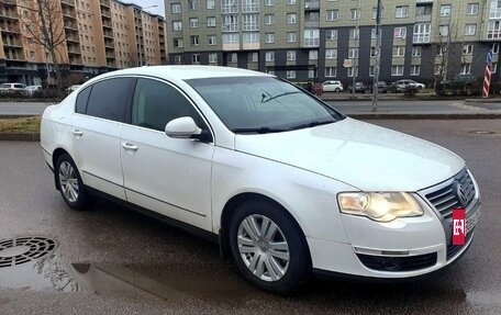 Volkswagen Passat B6, 2010 год, 600 000 рублей, 2 фотография