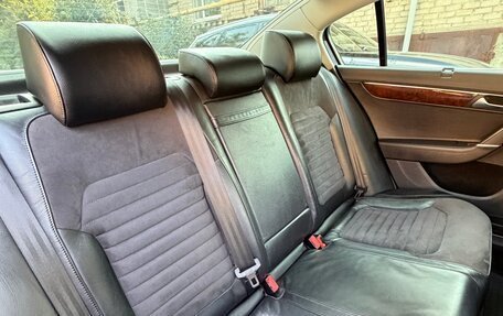 Volkswagen Passat B7, 2011 год, 1 370 000 рублей, 17 фотография