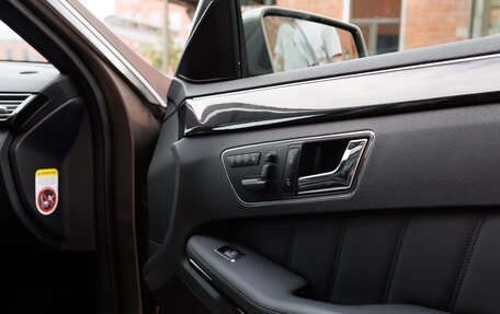 Mercedes-Benz E-Класс, 2009 год, 1 300 000 рублей, 6 фотография
