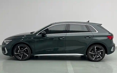 Audi A3, 2022 год, 1 980 000 рублей, 5 фотография
