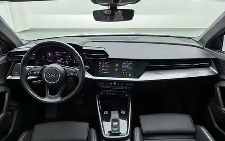 Audi A3, 2022 год, 1 980 000 рублей, 11 фотография