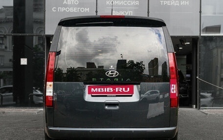 Hyundai Staria, 2021 год, 4 190 000 рублей, 5 фотография
