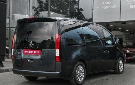 Hyundai Staria, 2021 год, 4 190 000 рублей, 4 фотография