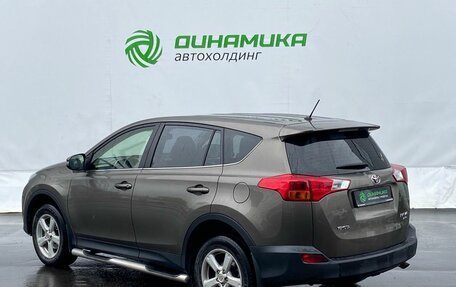 Toyota RAV4, 2014 год, 1 900 000 рублей, 7 фотография