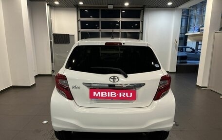 Toyota Vitz, 2014 год, 622 000 рублей, 4 фотография