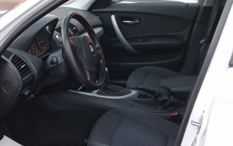 BMW 1 серия, 2011 год, 700 000 рублей, 8 фотография