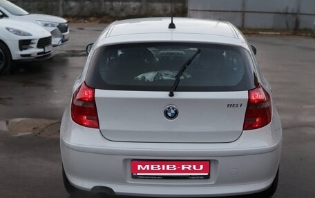 BMW 1 серия, 2011 год, 700 000 рублей, 3 фотография