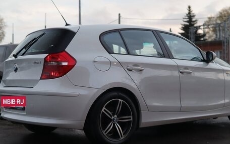 BMW 1 серия, 2011 год, 700 000 рублей, 2 фотография