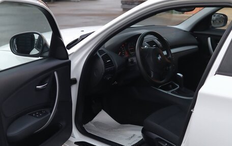 BMW 1 серия, 2011 год, 700 000 рублей, 12 фотография