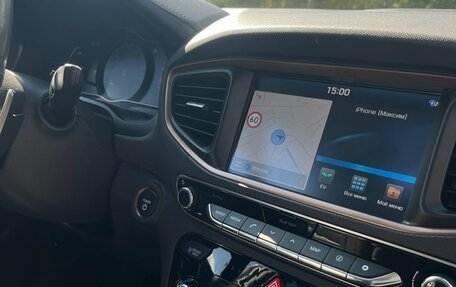 Hyundai IONIQ, 2018 год, 1 950 000 рублей, 14 фотография