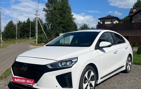 Hyundai IONIQ, 2018 год, 1 950 000 рублей, 24 фотография
