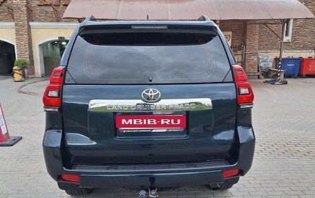 Toyota Land Cruiser Prado 150 рестайлинг 2, 2018 год, 4 100 000 рублей, 3 фотография