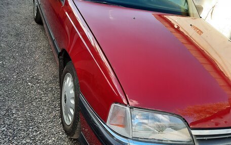 Opel Omega A, 1992 год, 750 000 рублей, 5 фотография