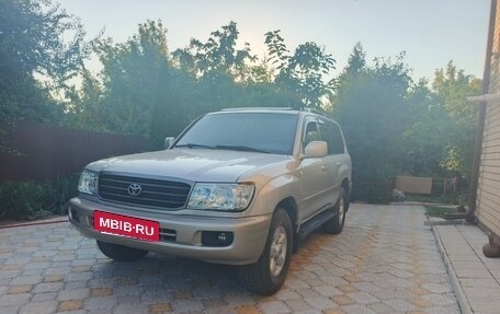 Toyota Land Cruiser 100 рестайлинг 2, 1999 год, 1 200 000 рублей, 6 фотография