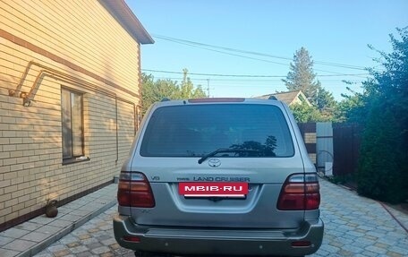 Toyota Land Cruiser 100 рестайлинг 2, 1999 год, 1 200 000 рублей, 4 фотография