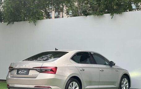 Skoda Superb III рестайлинг, 2022 год, 2 029 000 рублей, 4 фотография