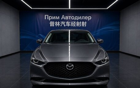 Mazda 3, 2021 год, 1 600 000 рублей, 2 фотография