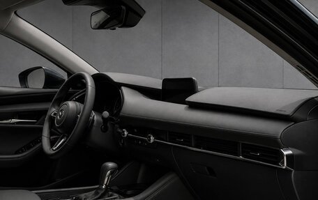 Mazda 3, 2021 год, 1 600 000 рублей, 4 фотография