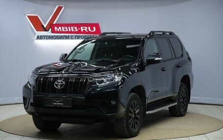 Toyota Land Cruiser Prado 150 рестайлинг 2, 2021 год, 5 790 000 рублей, 1 фотография