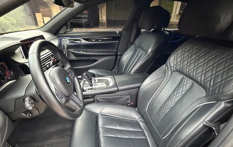 BMW 7 серия, 2019 год, 5 800 000 рублей, 8 фотография