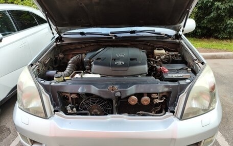 Toyota Land Cruiser Prado 120 рестайлинг, 2008 год, 2 080 000 рублей, 16 фотография