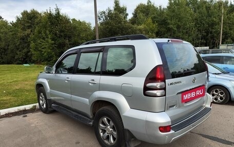 Toyota Land Cruiser Prado 120 рестайлинг, 2008 год, 2 080 000 рублей, 12 фотография