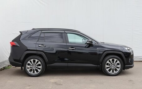 Toyota RAV4, 2020 год, 3 799 000 рублей, 7 фотография