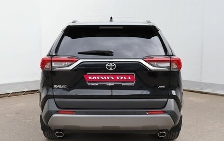 Toyota RAV4, 2020 год, 3 799 000 рублей, 5 фотография