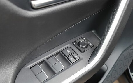 Toyota RAV4, 2020 год, 3 799 000 рублей, 11 фотография