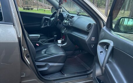 Toyota RAV4, 2011 год, 1 850 000 рублей, 8 фотография