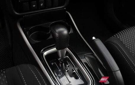 Mitsubishi Outlander III рестайлинг 3, 2017 год, 1 855 000 рублей, 17 фотография