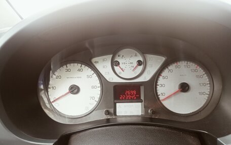 Peugeot Partner II рестайлинг 2, 2010 год, 500 000 рублей, 7 фотография