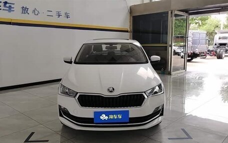 Skoda Rapid II, 2021 год, 1 097 000 рублей, 2 фотография