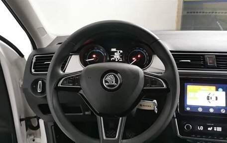 Skoda Rapid II, 2021 год, 1 097 000 рублей, 11 фотография