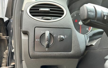 Ford Focus II рестайлинг, 2006 год, 289 000 рублей, 17 фотография