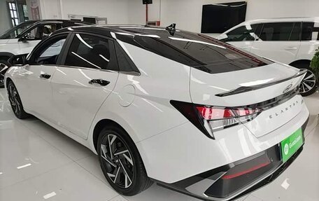 Hyundai Elantra, 2023 год, 1 266 000 рублей, 6 фотография