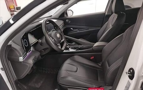 Hyundai Elantra, 2023 год, 1 266 000 рублей, 8 фотография